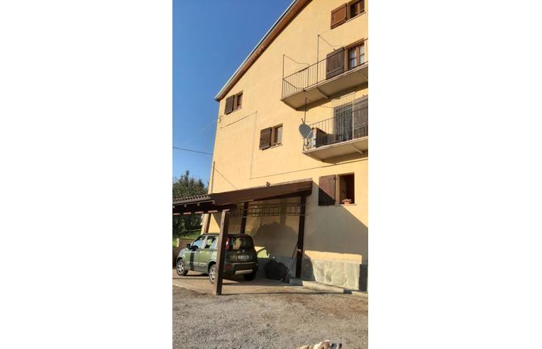 casa indipendente in vendita a Pamparato