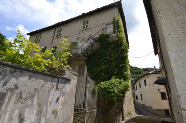 appartamento in vendita a Pamparato