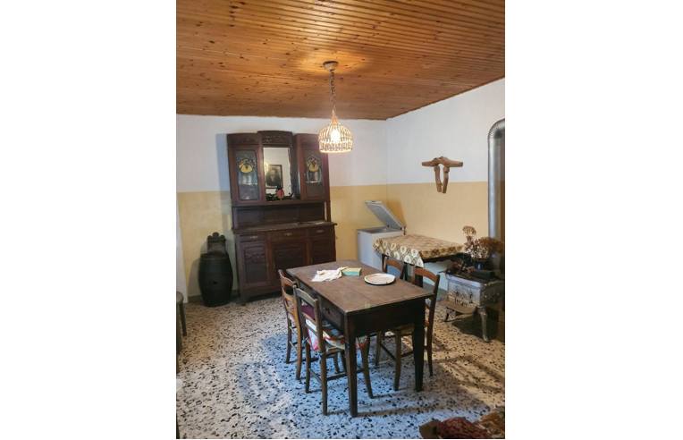 casale in vendita a Pamparato