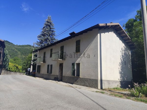appartamento in vendita a Pamparato