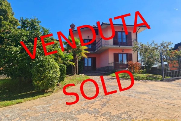 casa indipendente in vendita a Paroldo