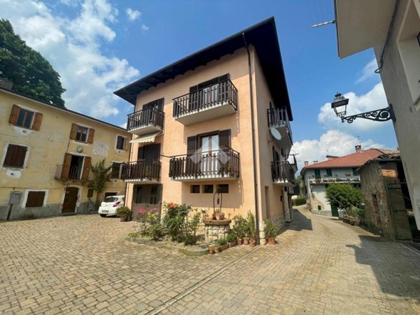 casa semindipendente in vendita a Paroldo
