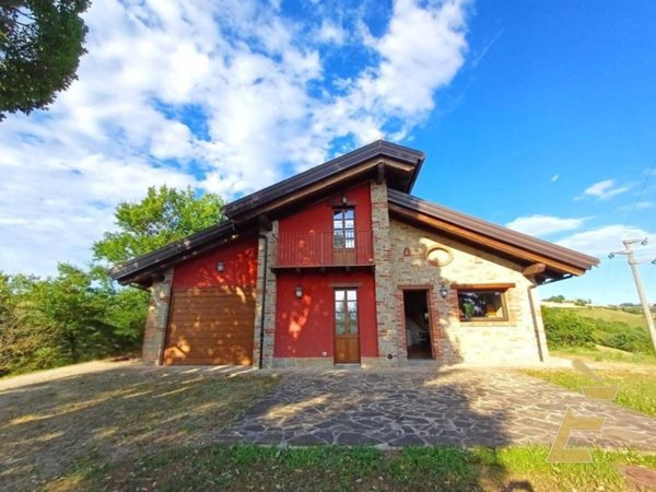 casa indipendente in vendita a Paroldo