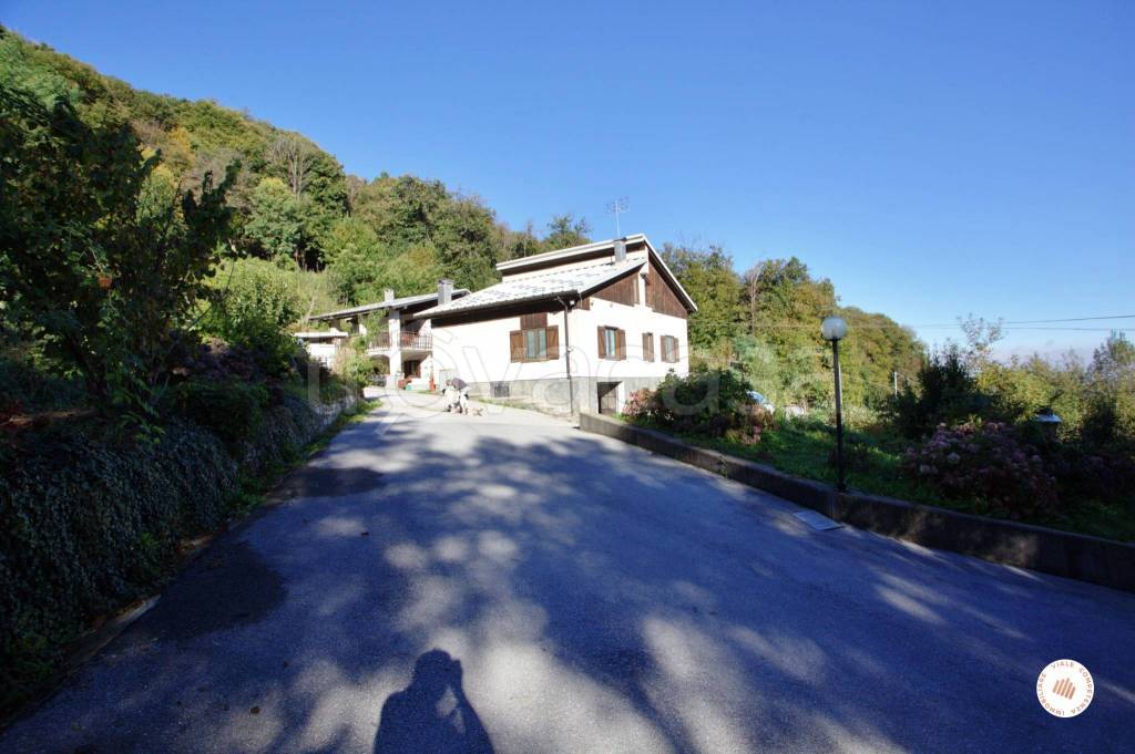 casa indipendente in vendita a Peveragno in zona Montefallonio