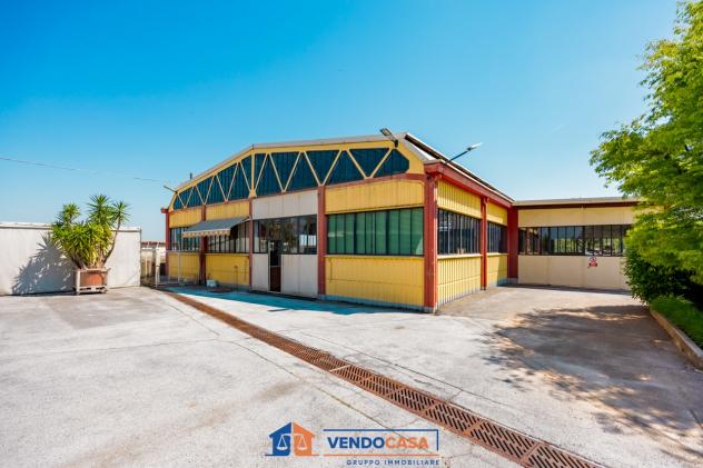 locale commerciale in vendita a Peveragno in zona San Lorenzo