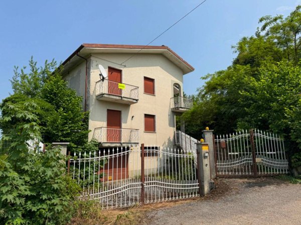 casa indipendente in vendita a Peveragno