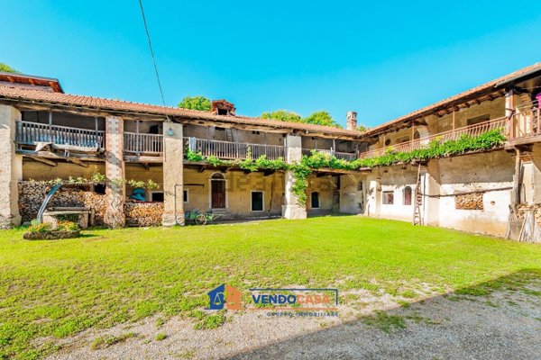 casale in vendita a Peveragno in zona San Giovenale