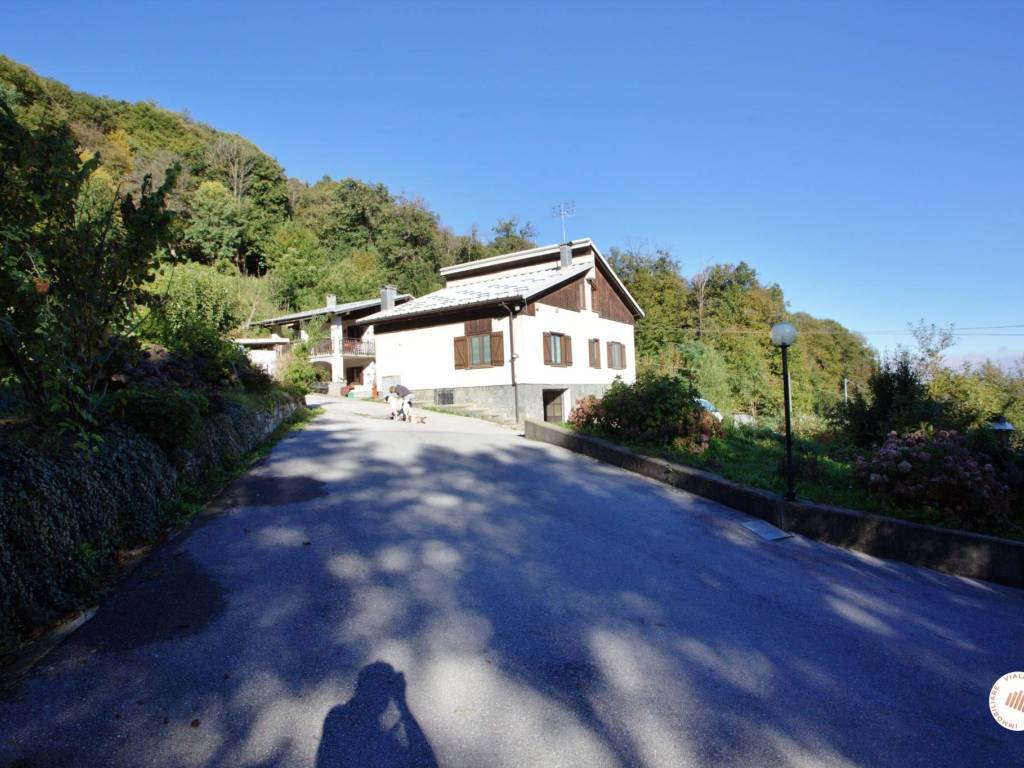 casa indipendente in vendita a Peveragno
