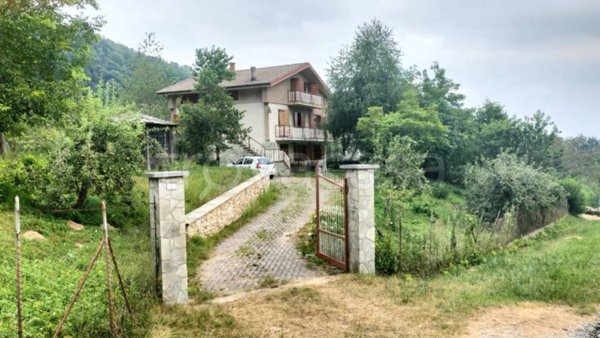 casa indipendente in vendita a Peveragno