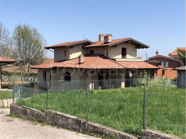 casa indipendente in vendita a Peveragno