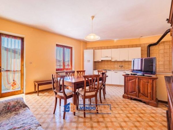 casa indipendente in vendita a Peveragno