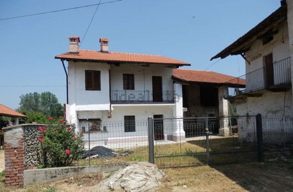 esavano in vendita a Peveragno