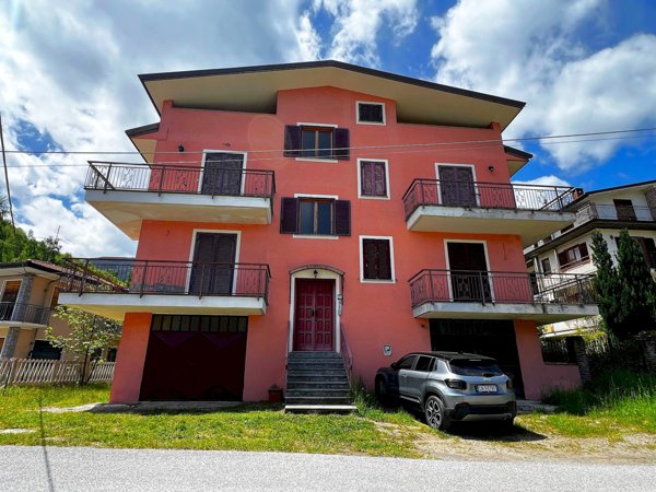 appartamento in vendita a Peveragno in zona Pradeboni