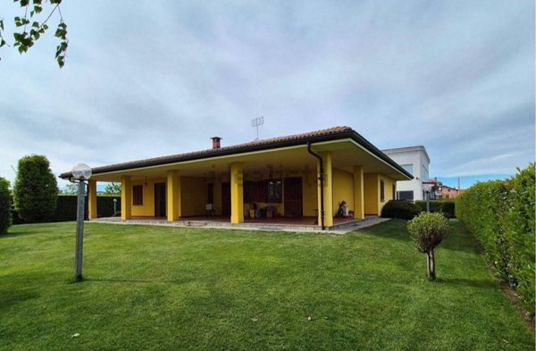 casa indipendente in vendita a Peveragno in zona Borello