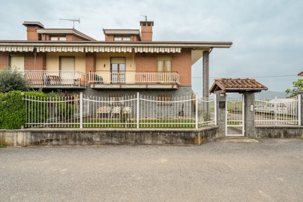 casa indipendente in vendita a Peveragno