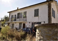 casa indipendente in vendita a Pezzolo Valle Uzzone