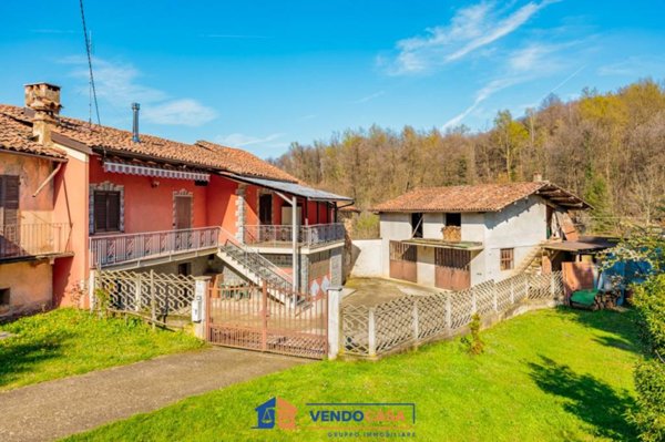 casa indipendente in vendita a Pianfei