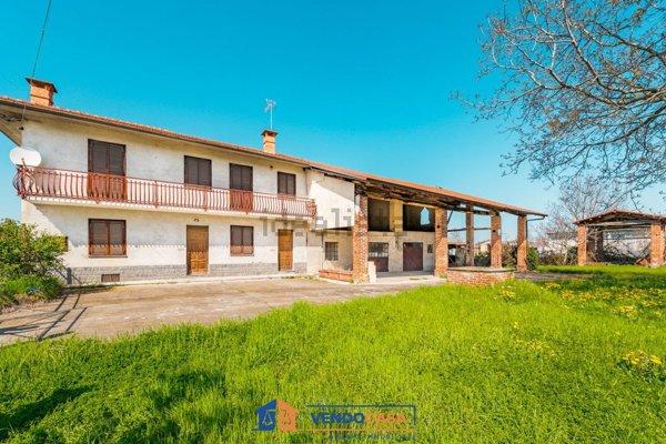 casa indipendente in vendita a Pianfei