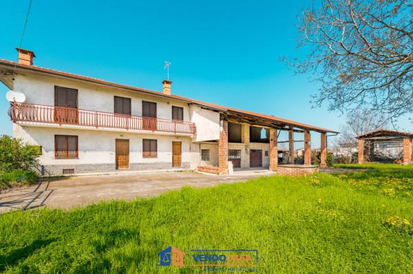 casa indipendente in vendita a Pianfei