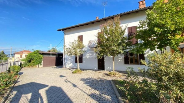 casa indipendente in vendita a Pianfei