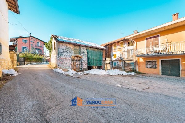 casale in vendita a Pianfei