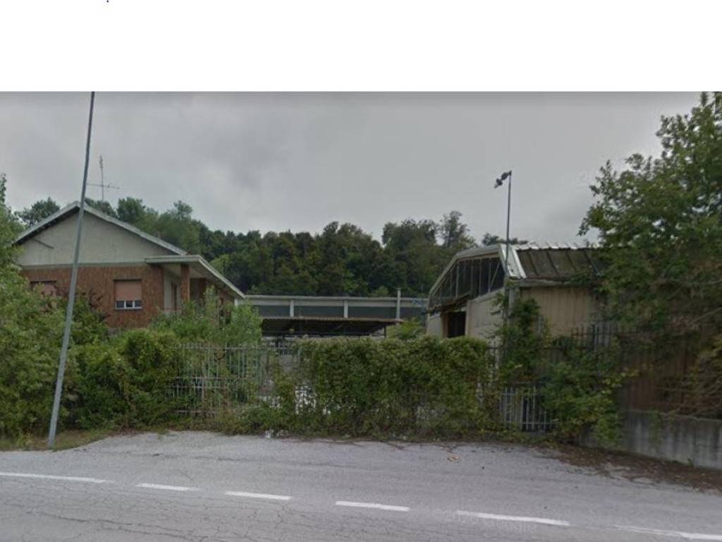 locale commerciale in vendita a Pianfei