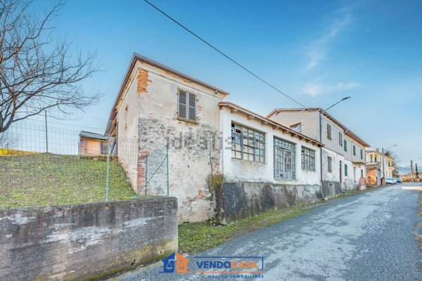 casa indipendente in vendita a Pianfei