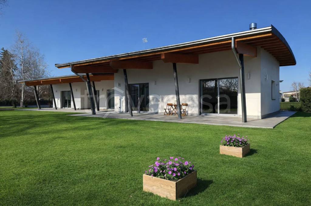 casa indipendente in vendita a Pianfei