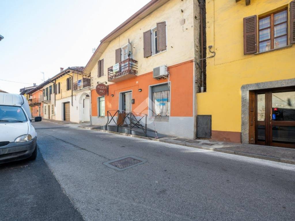 multivano in vendita a Piasco
