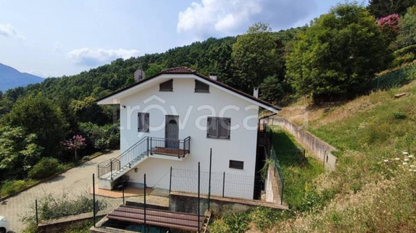 casa indipendente in vendita a Piasco