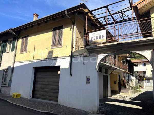 casa indipendente in vendita a Piasco