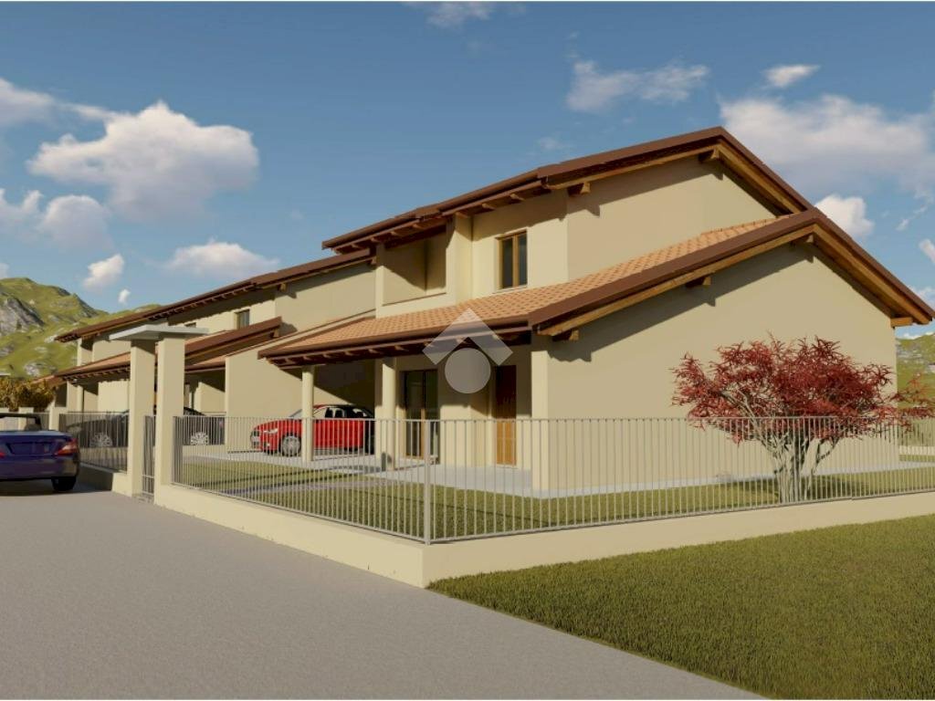 casa indipendente in vendita a Piasco