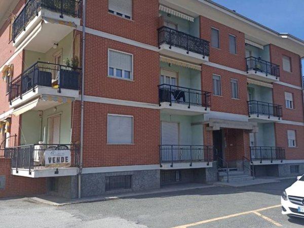 appartamento in vendita a Piasco