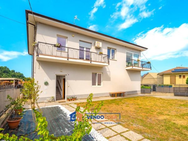 casa indipendente in vendita a Piasco in zona Sant'Antonio