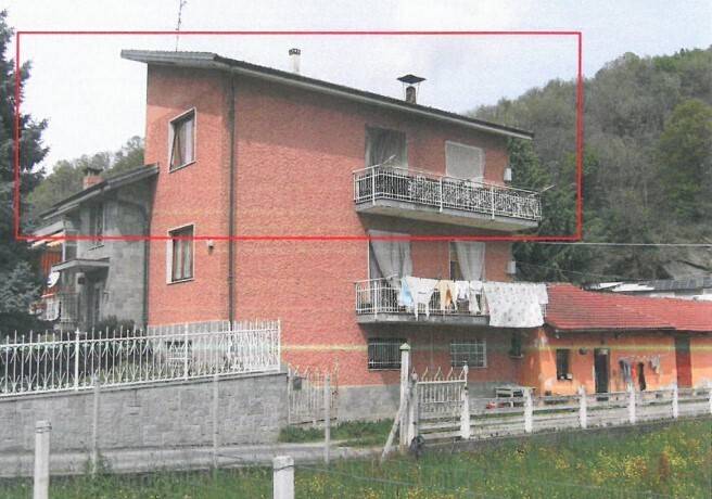appartamento in vendita a Piasco in zona Sant'Antonio