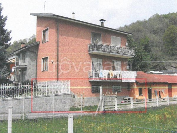 appartamento in vendita a Piasco in zona Sant'Antonio