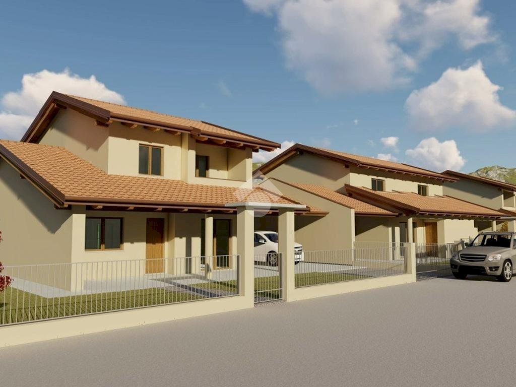 casa indipendente in vendita a Piasco in zona Sant'Antonio