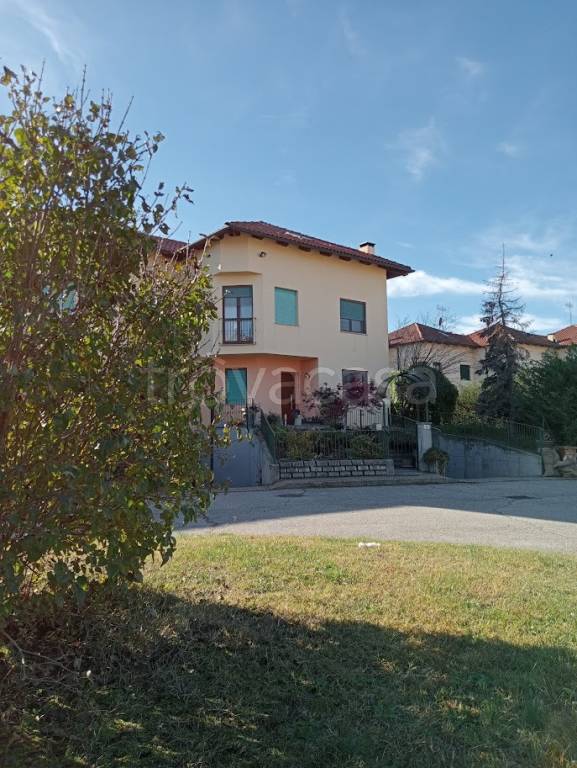 casa indipendente in vendita a Piobesi d'Alba