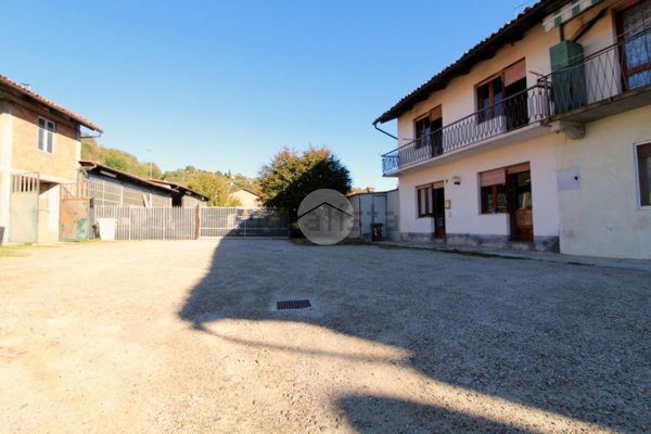 casa semindipendente in vendita a Piobesi d'Alba