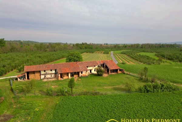 casale in vendita a Piozzo