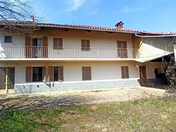 casa indipendente in vendita a Piozzo