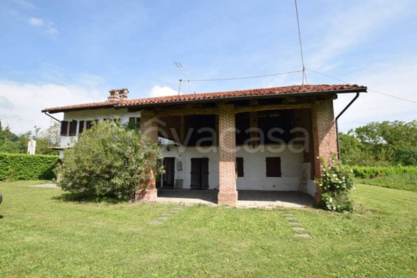 casa indipendente in vendita a Piozzo