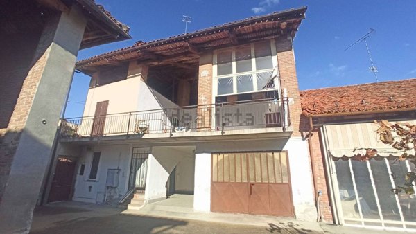 casa indipendente in vendita a Piozzo