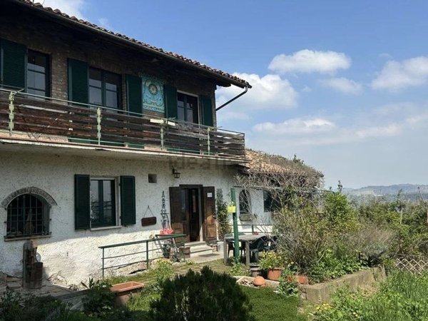 casa indipendente in vendita a Piozzo