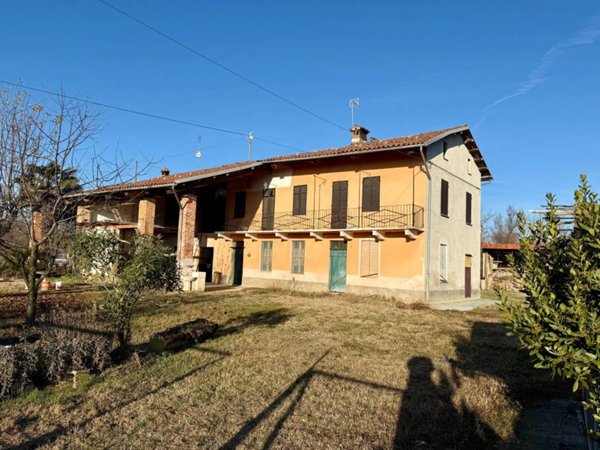 casa indipendente in vendita a Piozzo