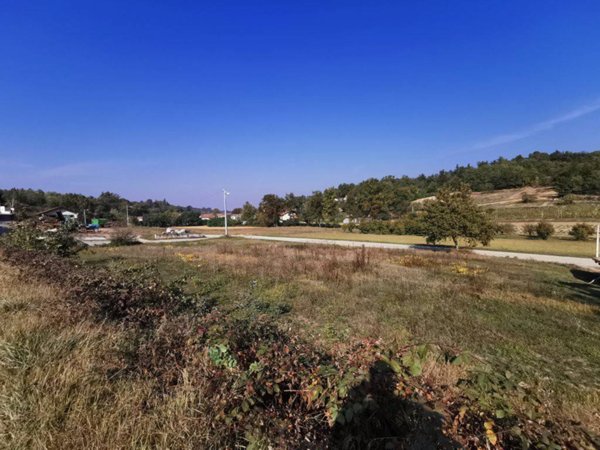 terreno agricolo in vendita a Pocapaglia in zona Saliceto