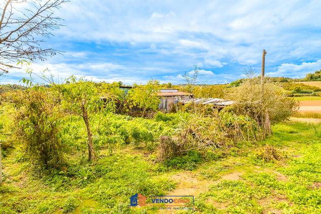 terreno agricolo in vendita a Pocapaglia in zona Macellai