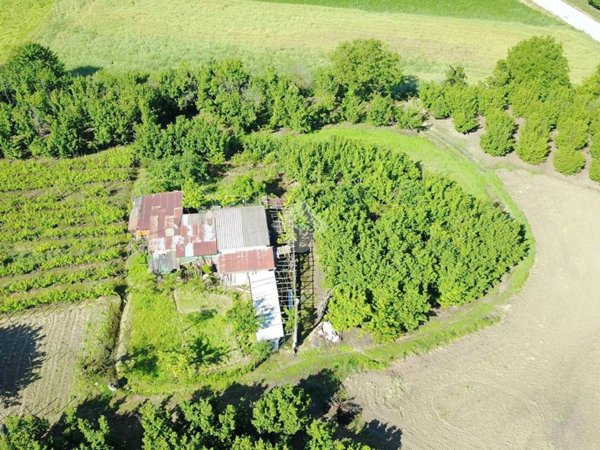terreno agricolo in vendita a Pocapaglia