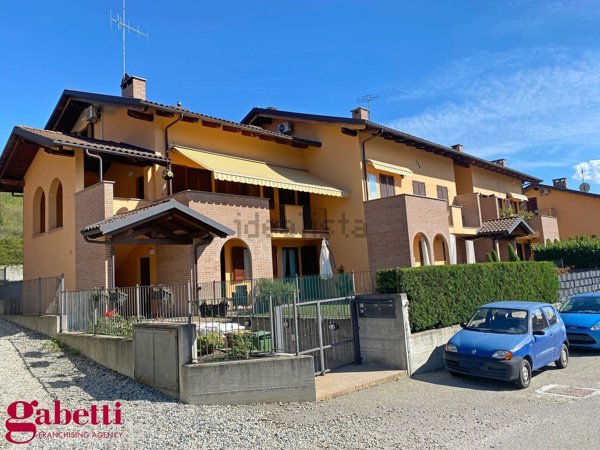 appartamento in vendita a Pocapaglia in zona Macellai