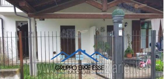 casa indipendente in vendita a Pocapaglia
